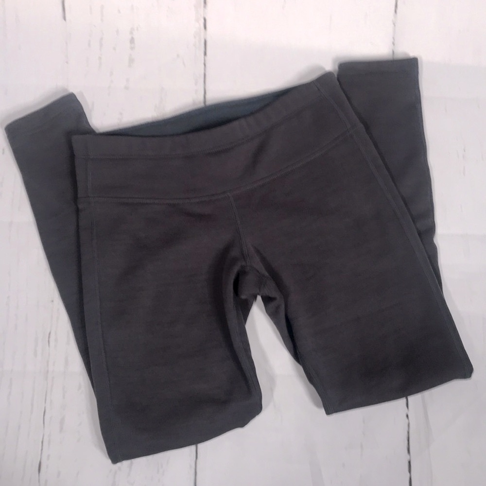 Athleta Capri crop legging pants Dark Gray Size XS with stretch